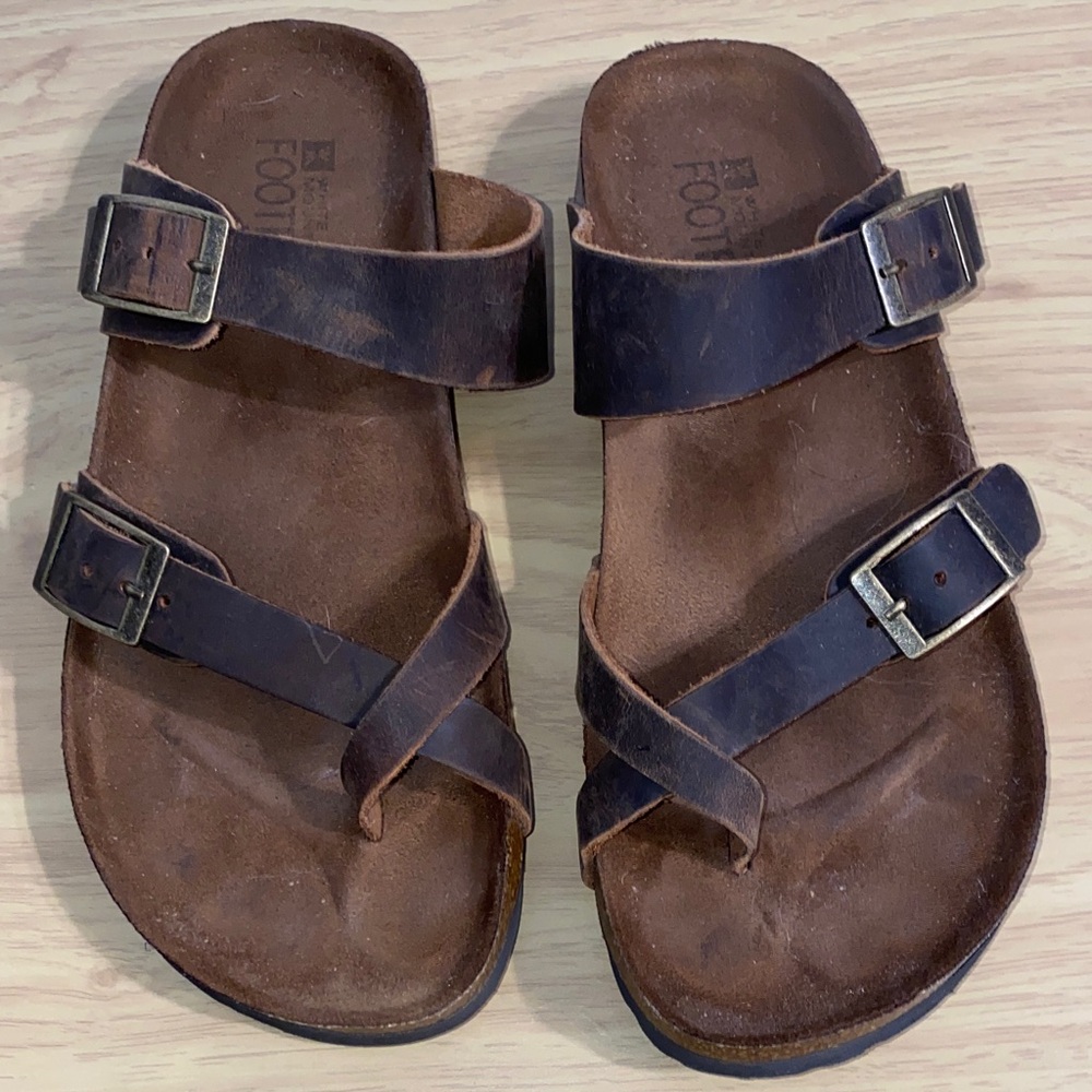 White Mountain Leather Sandals S7